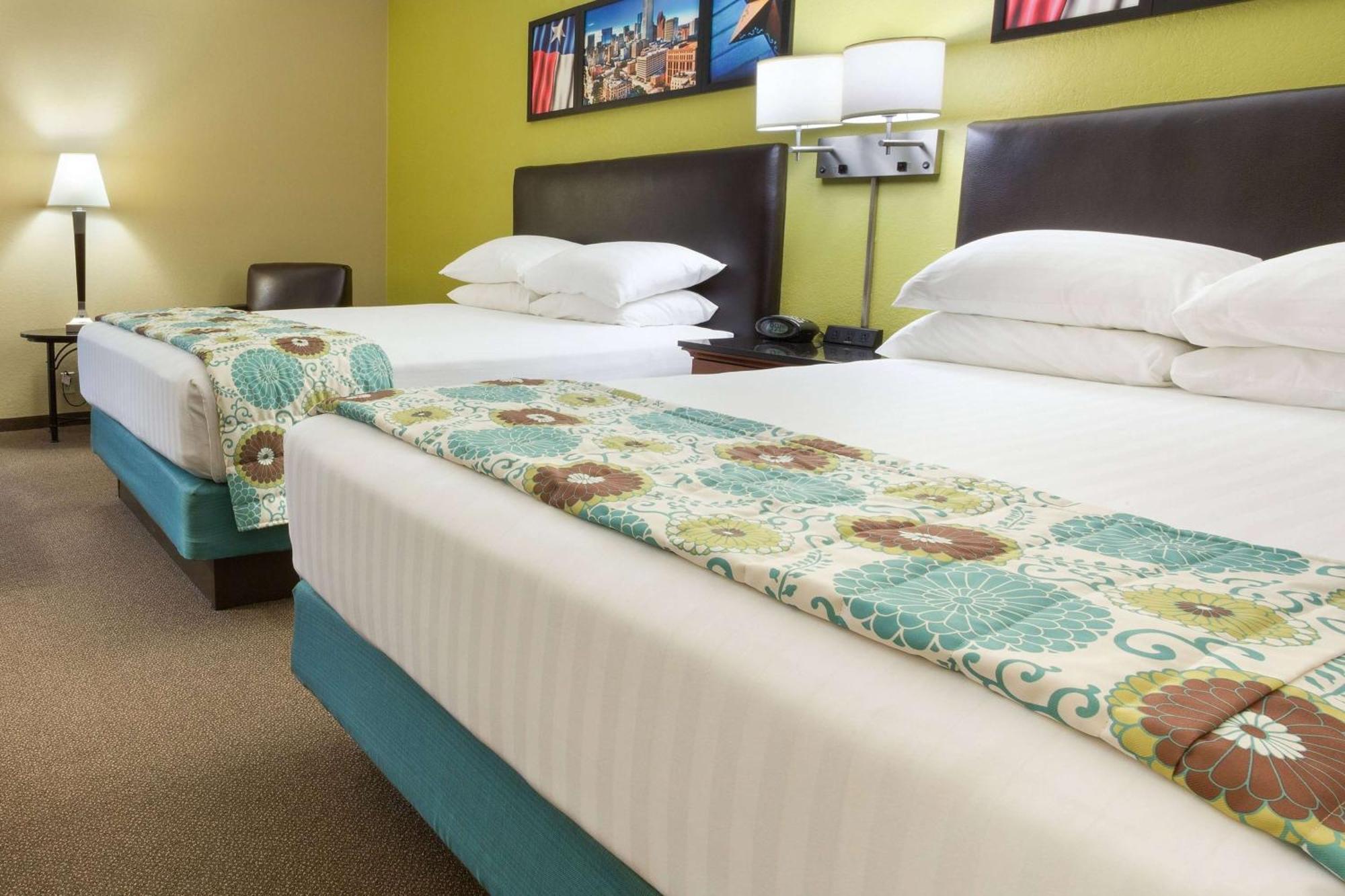 Heritage Inn & Suites The Woodlands, Trademark By Wyndham Ngoại thất bức ảnh